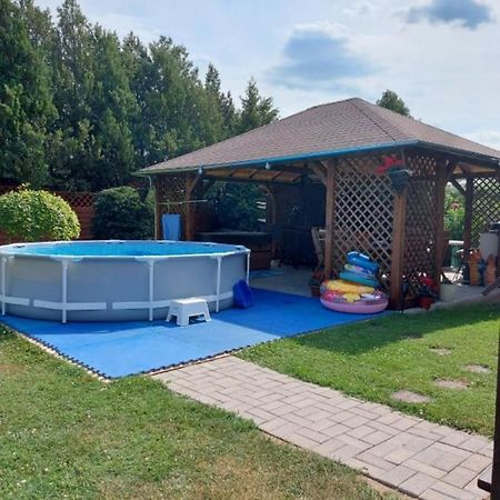 Nagcsaládos Rózsa Apartman Balatonlelle Exterior foto