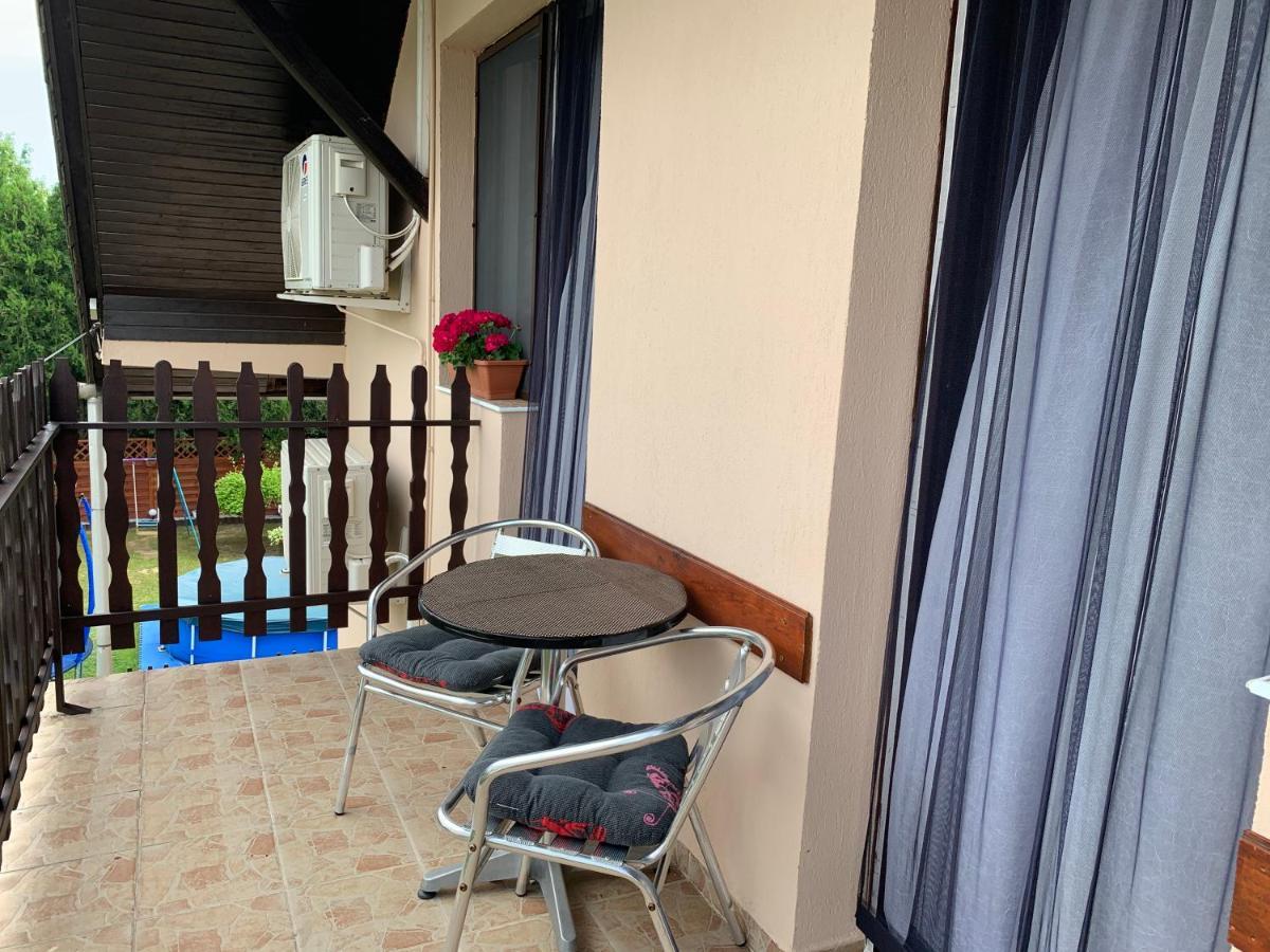 Nagcsaládos Rózsa Apartman Balatonlelle Exterior foto