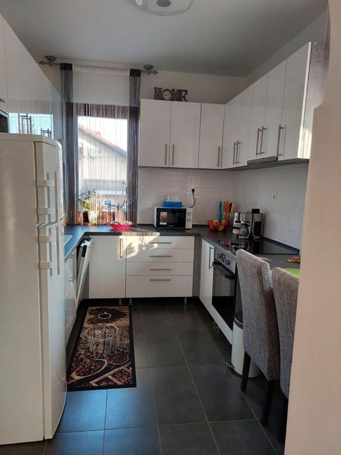 Nagcsaládos Rózsa Apartman Balatonlelle Exterior foto