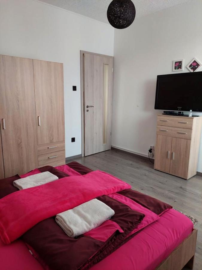 Nagcsaládos Rózsa Apartman Balatonlelle Exterior foto