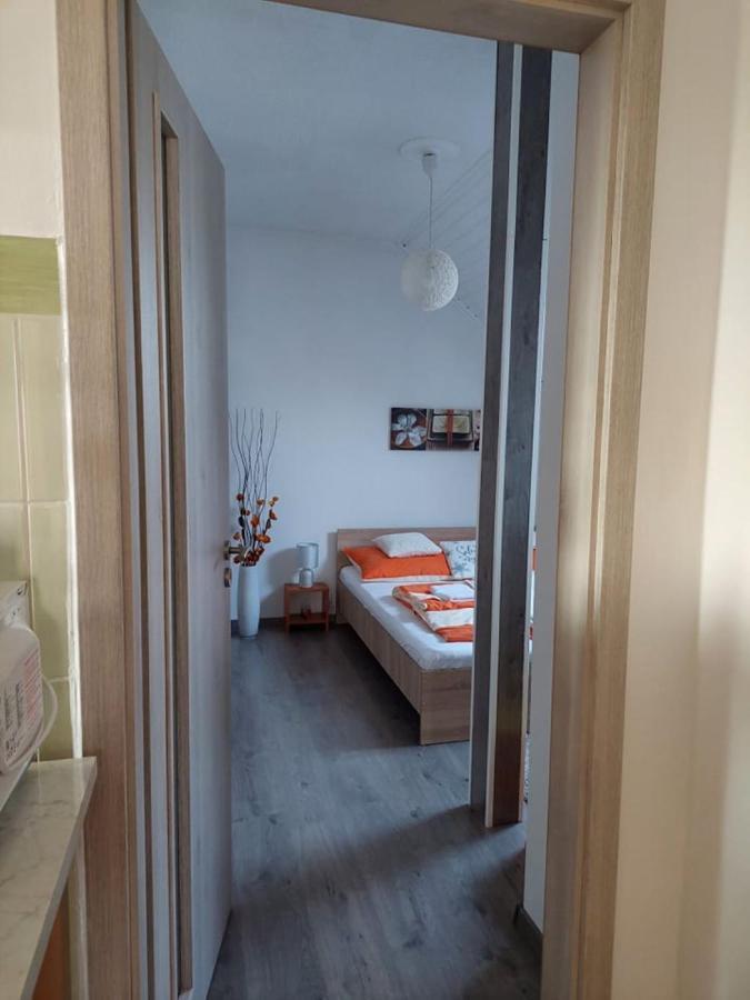 Nagcsaládos Rózsa Apartman Balatonlelle Exterior foto