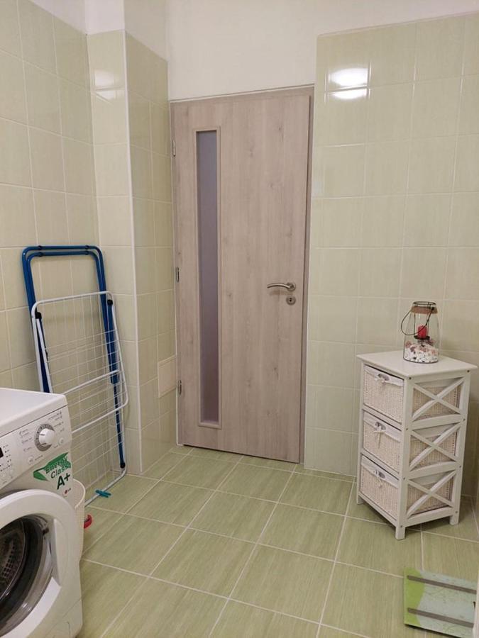 Nagcsaládos Rózsa Apartman Balatonlelle Exterior foto